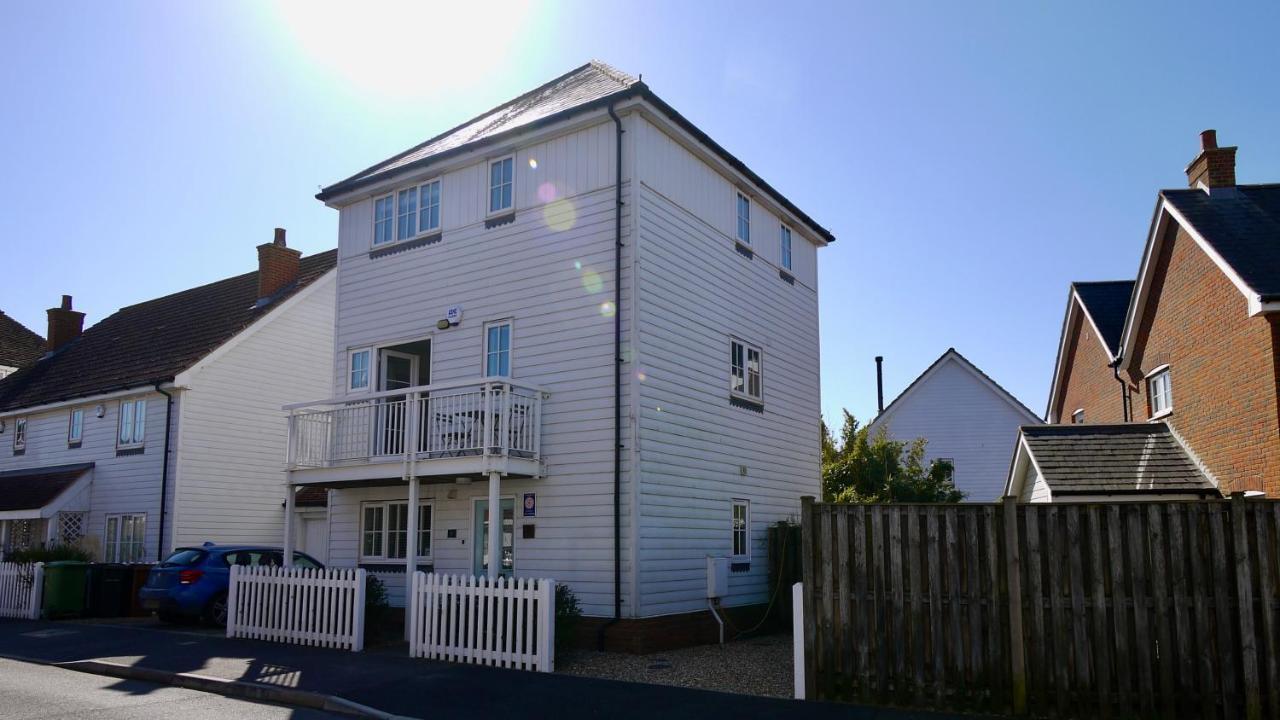 The Salty Dog Holiday Cottage, Camber Sands Rye Luaran gambar